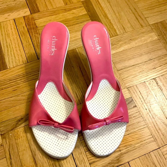 Charles David kitten heal - Picture 1 of 2